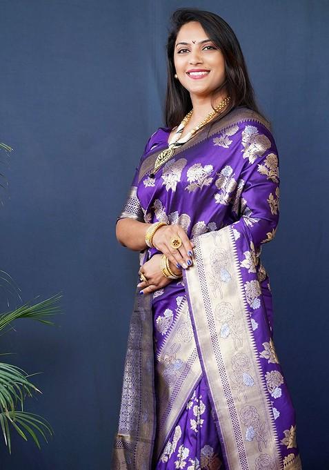 Violet Floral Woven Zari Pure Banarasi Silk Saree Set