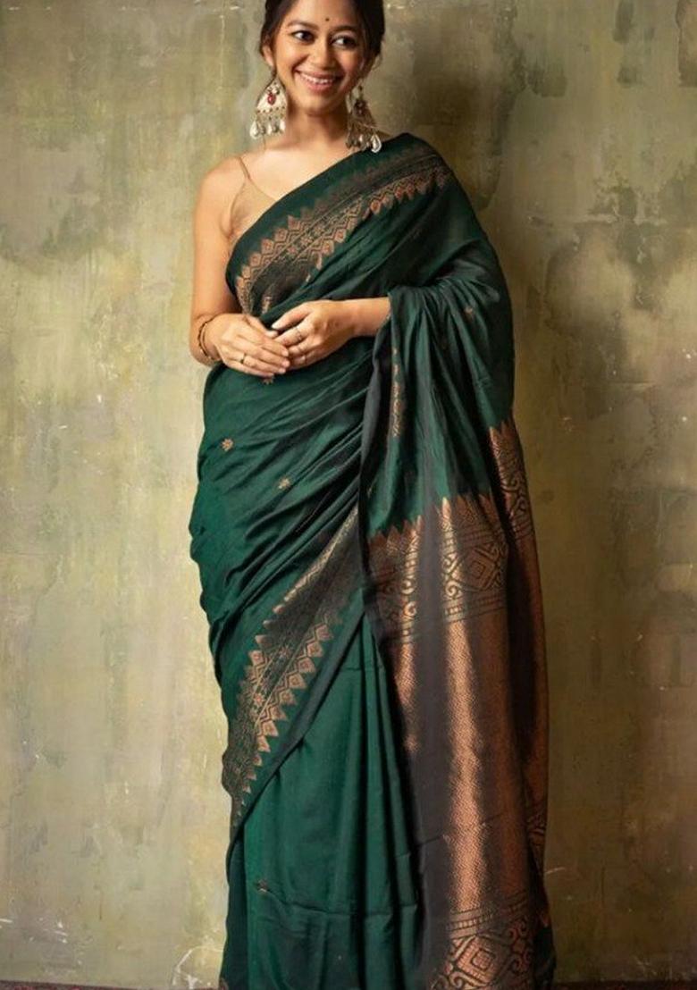 Green Jacquard Banarasi Soft Silk Saree Set
