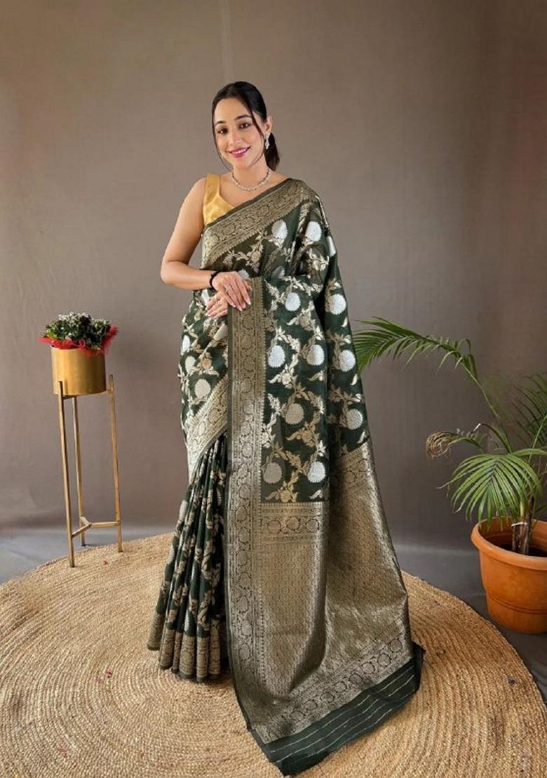 Dark Green Jacquard Banarasi Soft Silk Saree Set