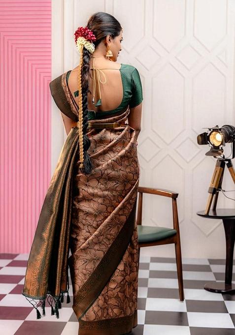 Multicolour Zari Jacquard Banarasi Soft Silk Saree Set