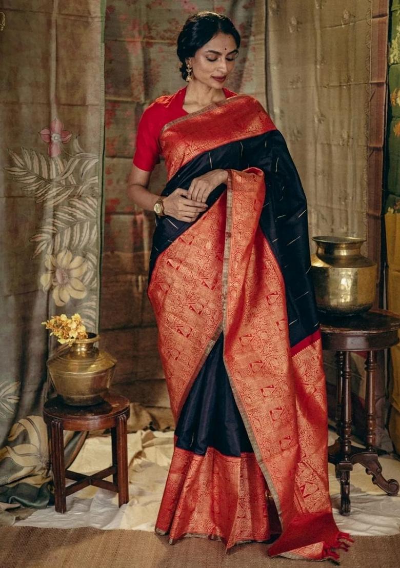 Black Gold Zai Woven Banarasi Soft Silk Saree Set