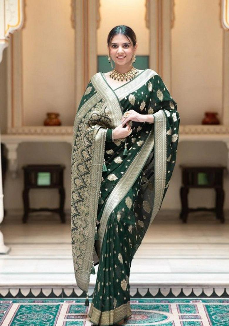 Green Jacquard Banarasi Silk Saree Set