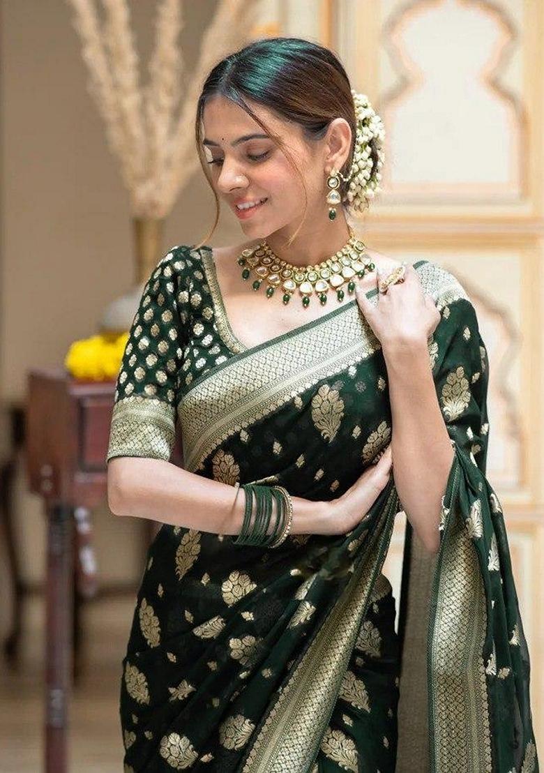 Green Jacquard Banarasi Silk Saree Set
