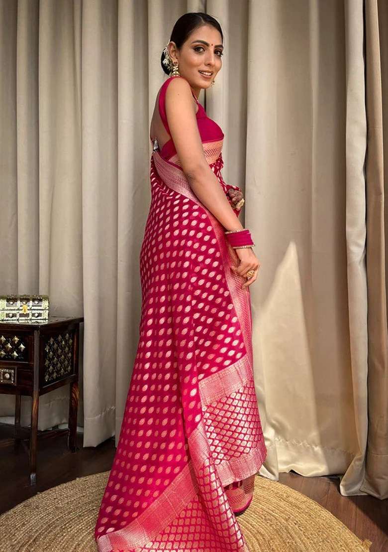Rani Pink Jacquard Banarasi Silk Saree Set - Indya