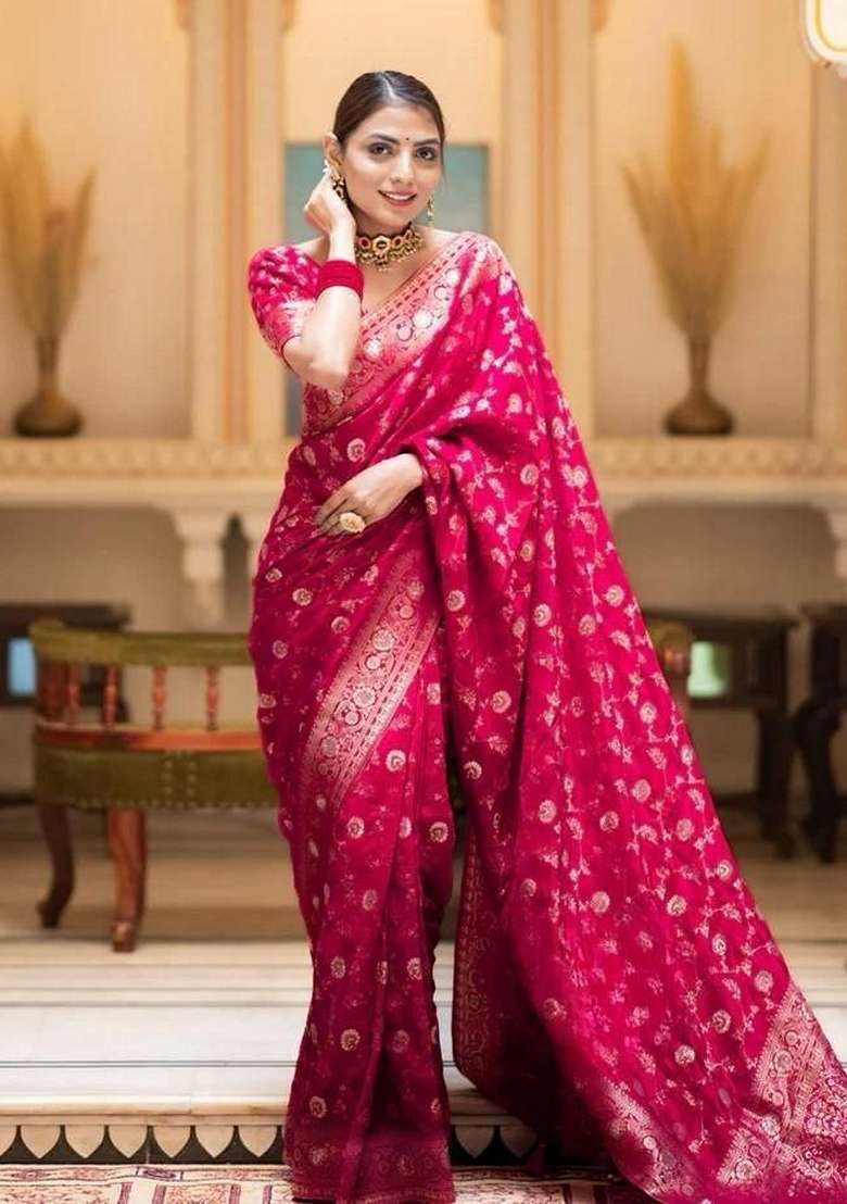 Rani Pink Jacquard Banarasi Silk Saree Set - Indya