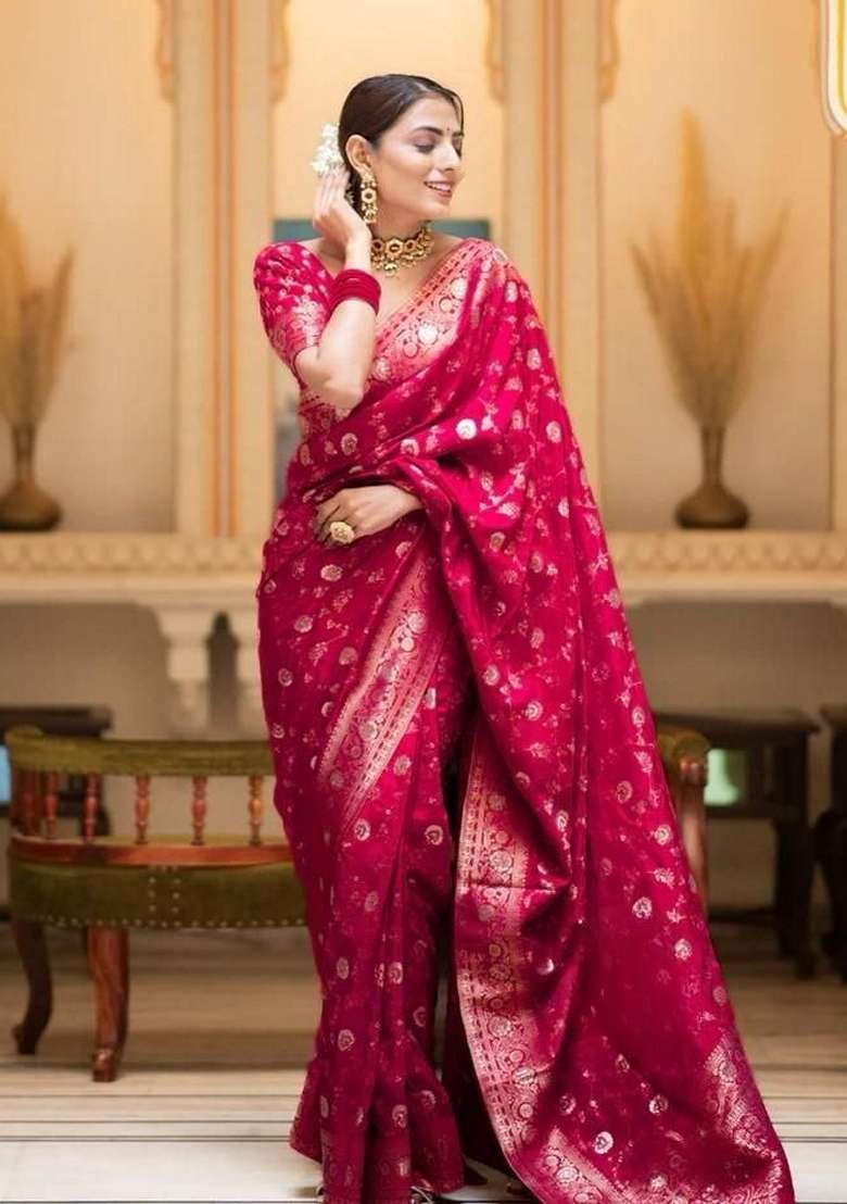 Rani Pink Jacquard Banarasi Silk Saree Set - Indya