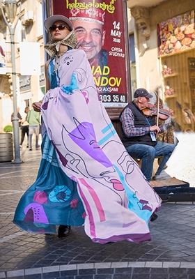Teal Abstract Print Crepe Saree Set