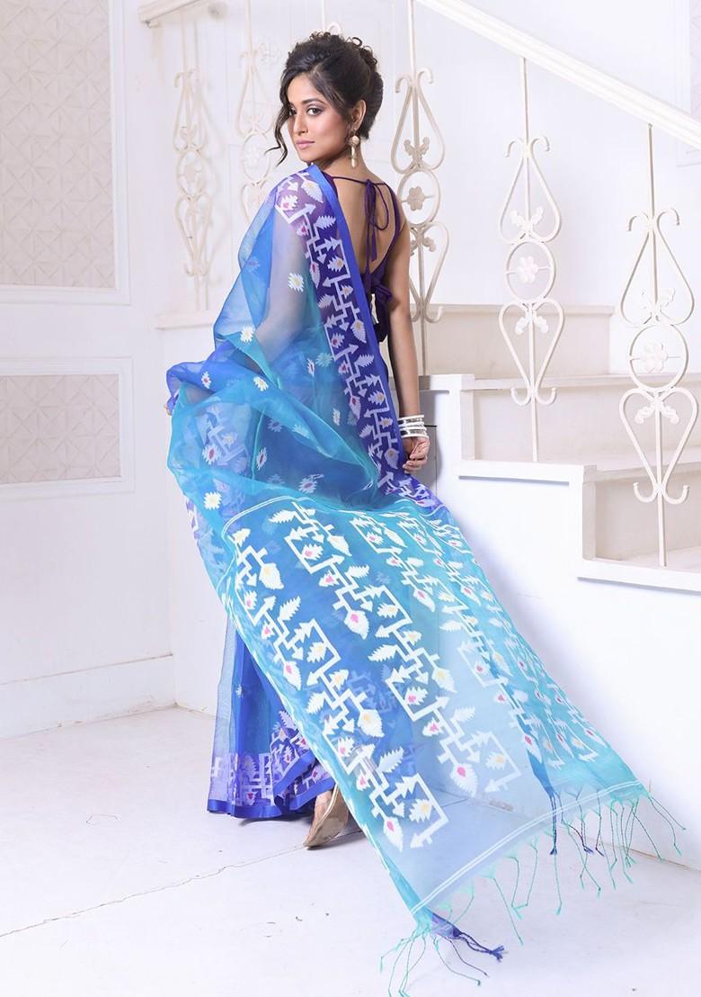 Blue Ethnic Motifs Muslin Saree Set