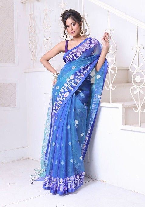 Blue Ethnic Motifs Muslin Saree Set