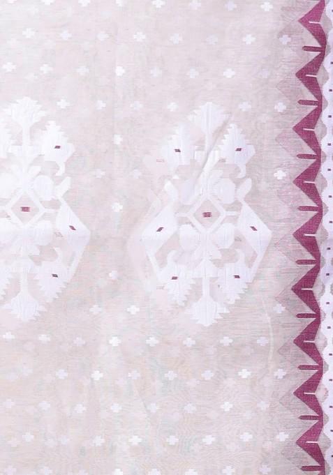 Off White Ethnic Motifs Cotton Jamdani Saree Set