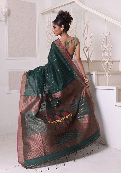 Green Ethnic Motifs Cotton Blend Saree Set