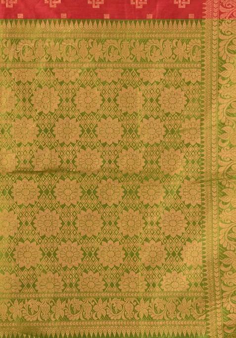 Red Ethnic Motifs Cotton Blend Saree Set