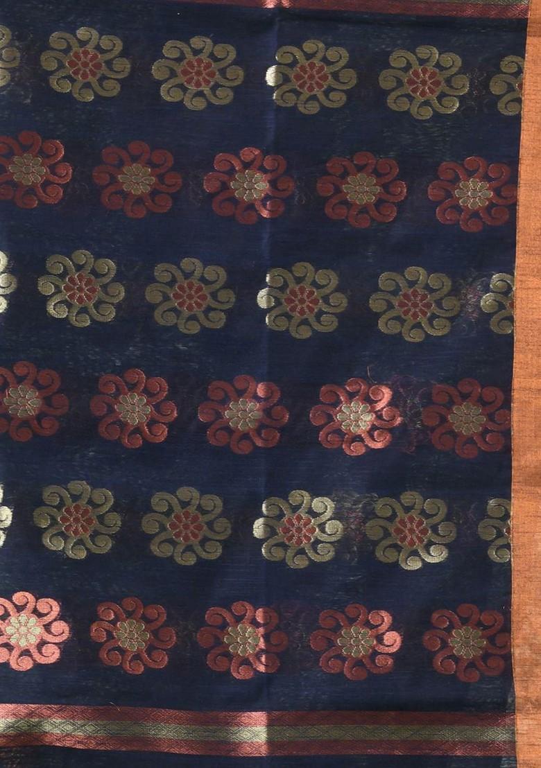 Green Ethnic Motifs Cotton Blend Saree Set