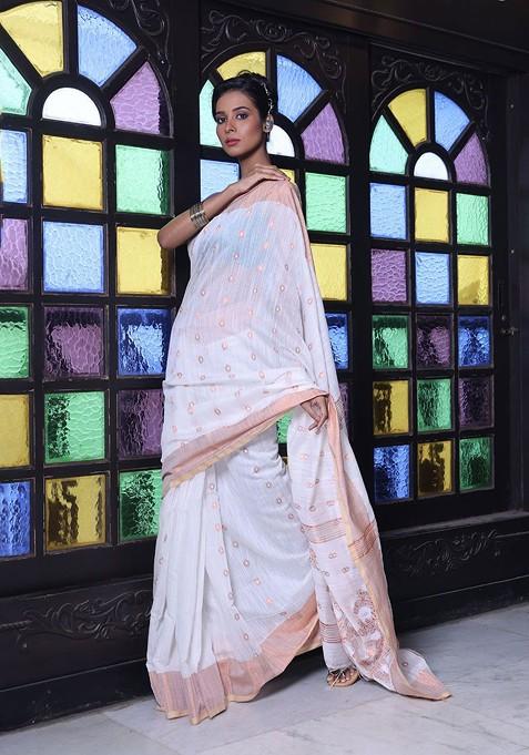 Off White Ethnic Motifs Cotton Blend Saree Set