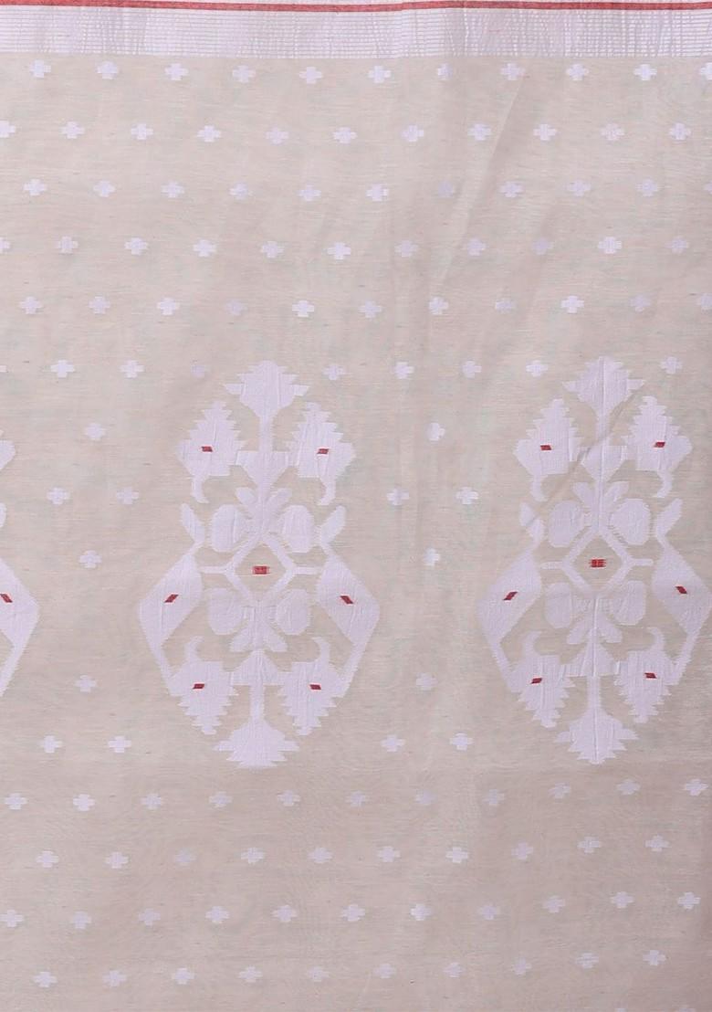 Off White Ethnic Motifs Cotton Jamdani Saree Set