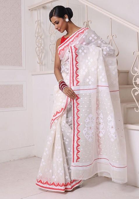 Off White Ethnic Motifs Cotton Jamdani Saree Set