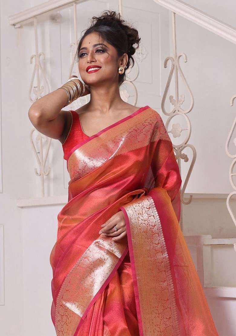 Red Zari Tissue Saree Set for Diwali | Wedding & Festive Wear - Indya