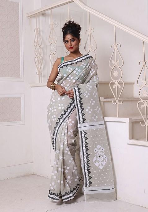 Beige Ethnic Motifs Cotton Jamdani Saree Set