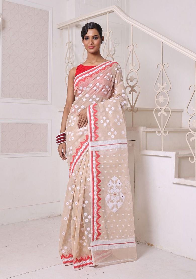 Beige Ethnic Motifs Cotton Jamdani Saree Set