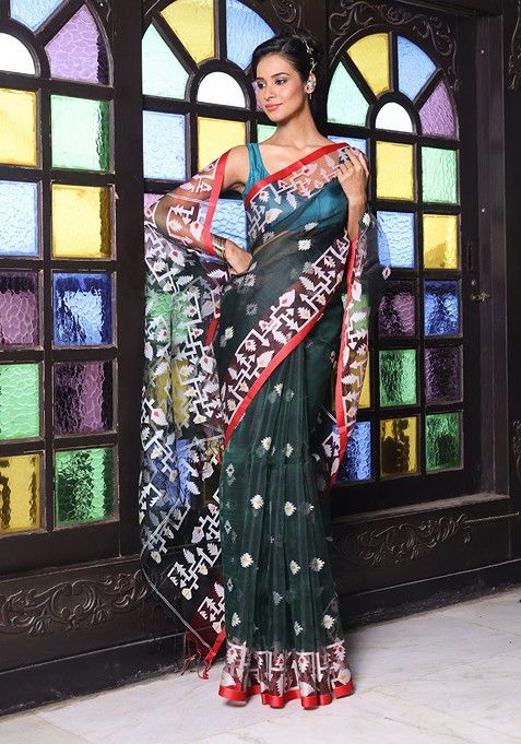 Green Ethnic Motifs Muslin Saree Set