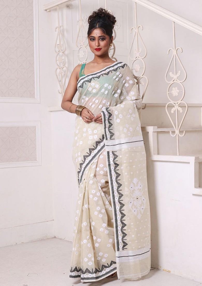 Beige Ethnic Motifs Cotton Jamdani Saree Set