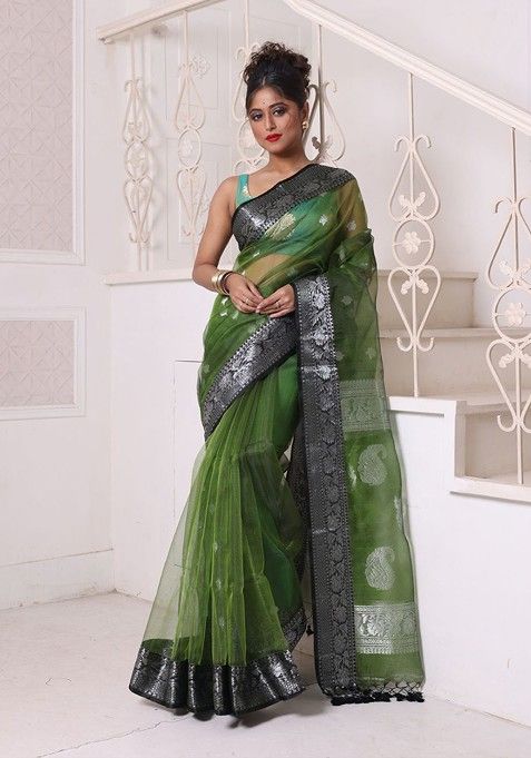 Green Ethnic Motifs Muslin Saree Set