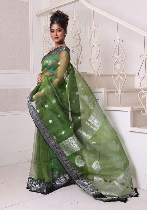 Green Ethnic Motifs Muslin Saree Set