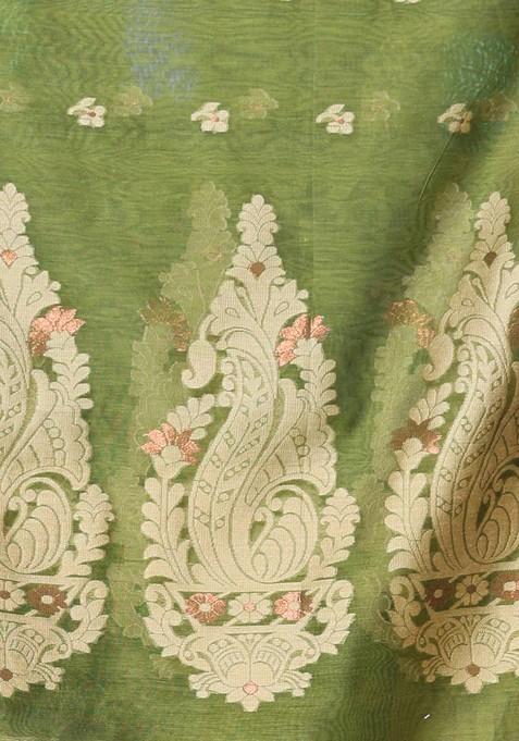 Green Ethnic Motifs Cotton Blend Saree Set