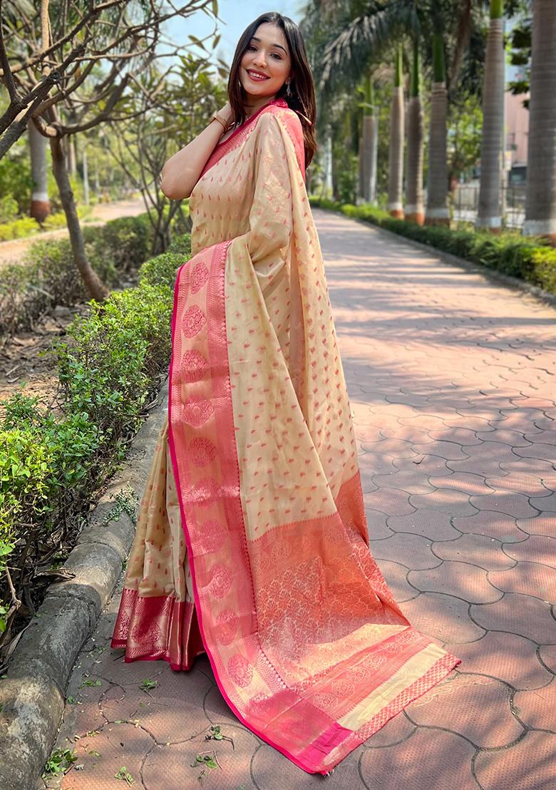 Cream Zari Woven Pattu Silk Saree Set