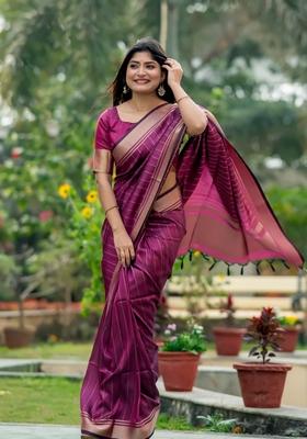 Magenta Zari Woven Soft Banarasi Silk Saree Set
