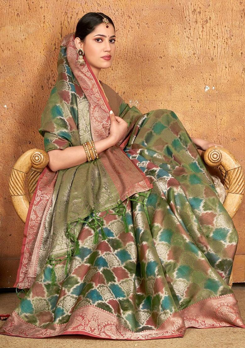 Green Printed Woven Poly Blend Saree Set