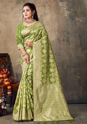 Green Floral Print Woven Poly Blend Saree Set