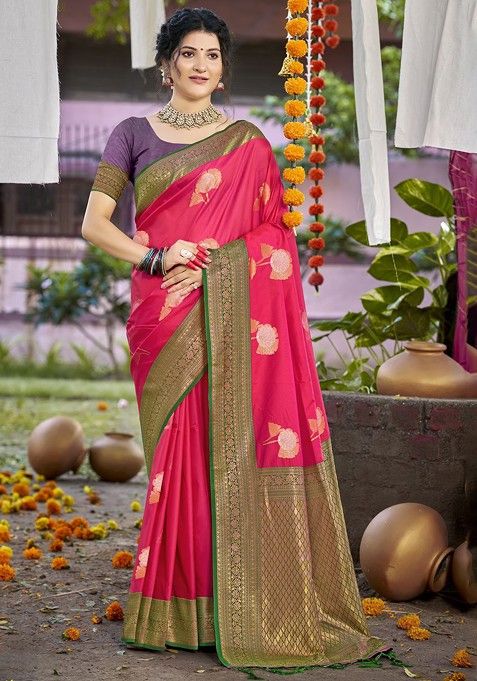 Pink Printed Woven Poly Blend Saree Set