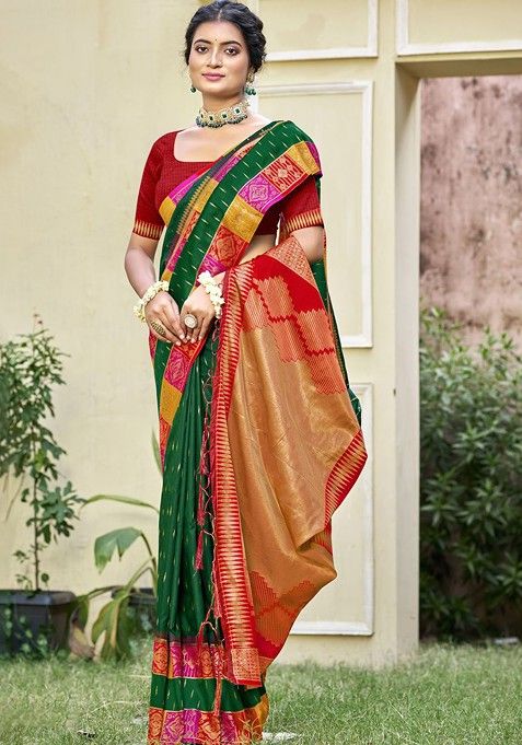 Green Printed Woven Poly Blend Saree Set