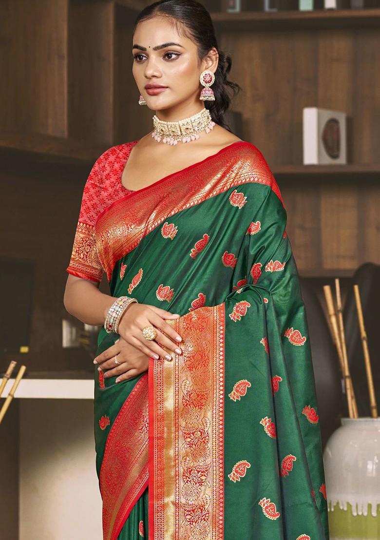 Green Printed Woven Poly Blend Saree Set