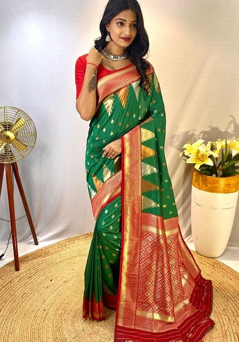 Bottle Green Zari Woven Kanchi Silk Saree Set