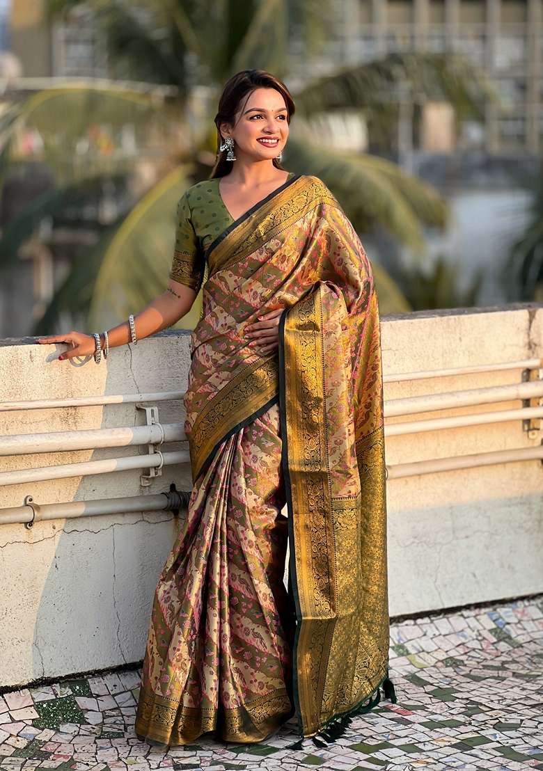 Green Zari Woven Silk Saree Set - Indya