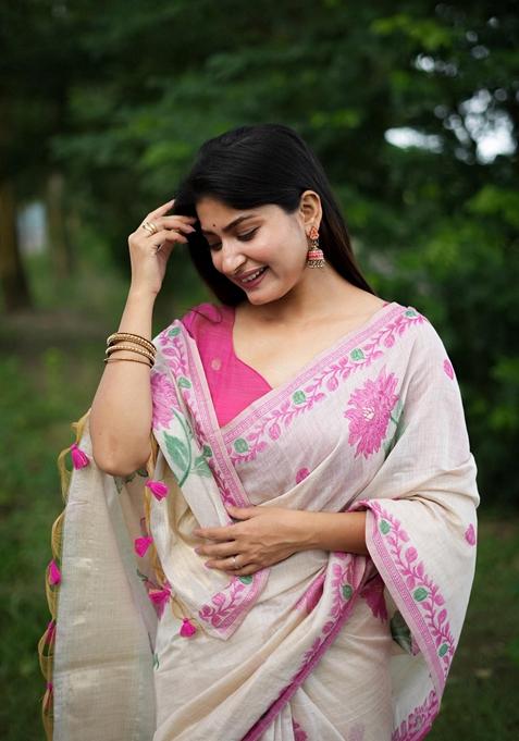 Off White Abstract Print Cotton Saree Set