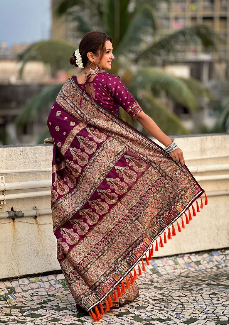 Magenta Resham Woven Silk Saree Set - Indya