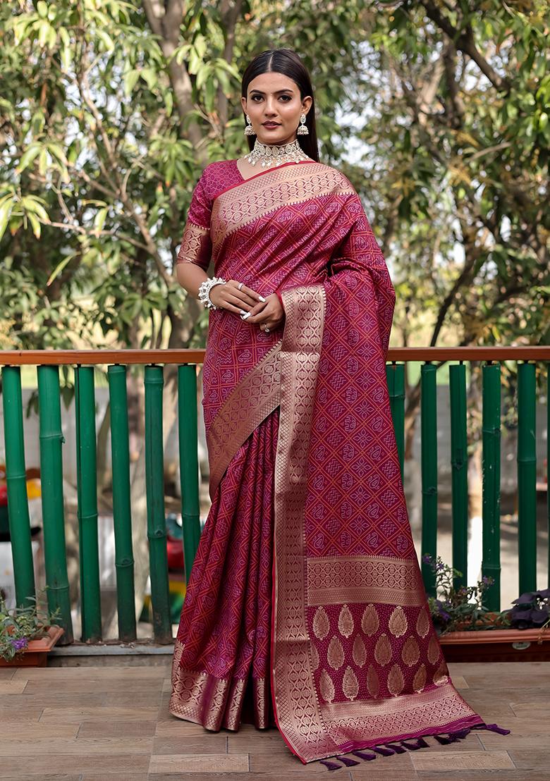 Maroon Woven Bandhej Print Handloom Silk Saree Set