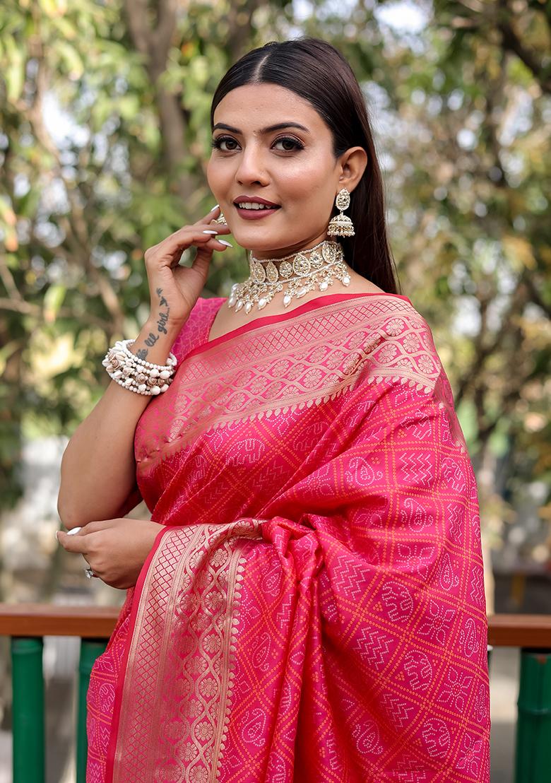 Pink Woven Bandhej Print Handloom Silk Saree Set