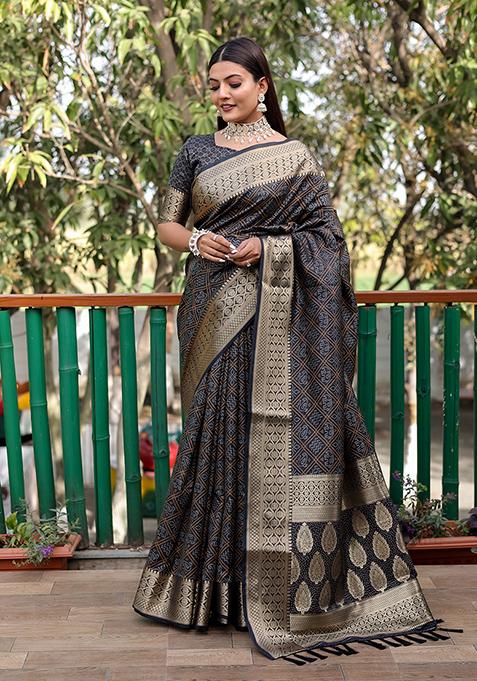 Black Woven Bandhej Print Handloom Silk Saree Set