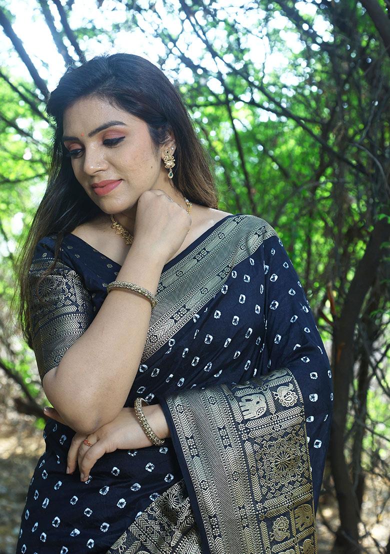 Black Zari Woven Kanjivaram Silk Saree Set