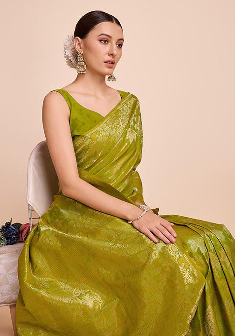 Mehendi Green Zari Woven Handloom Silk Saree Set