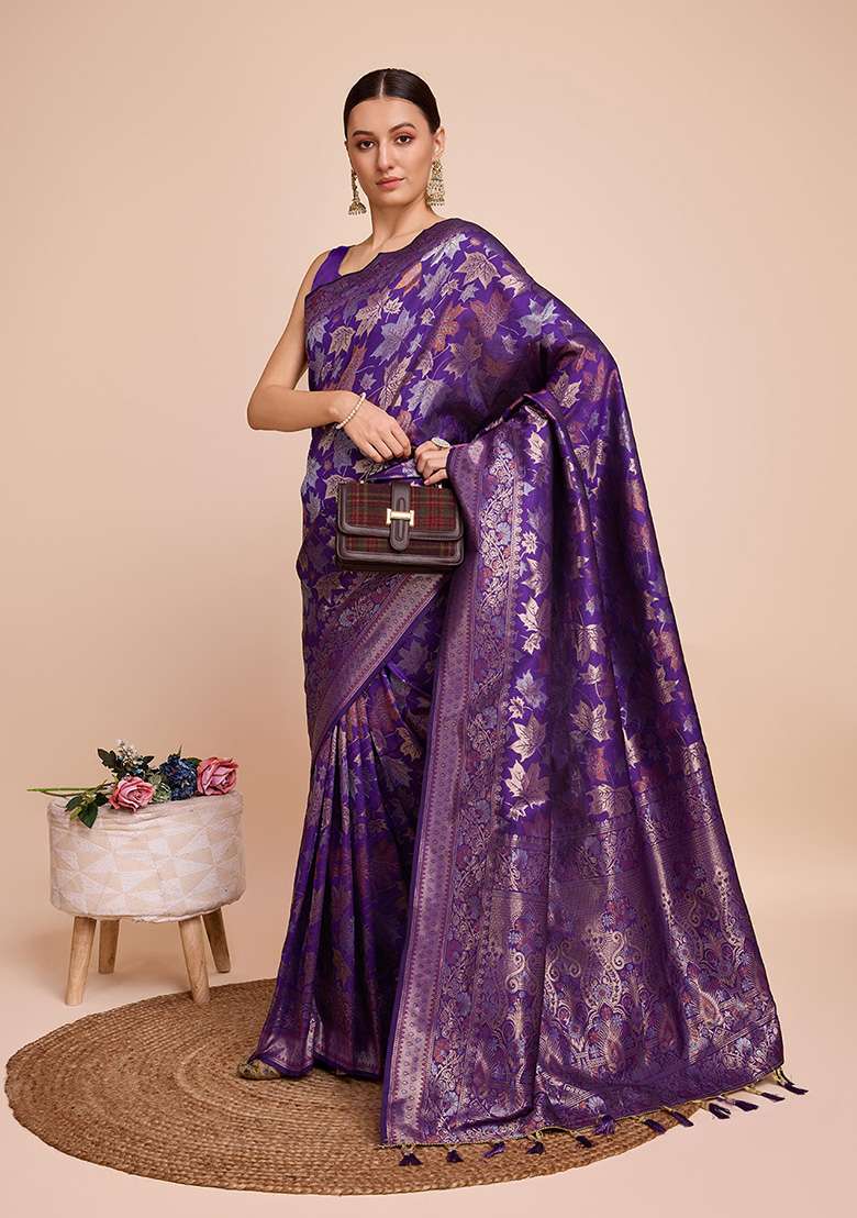 Lavender Zari Woven Handloom Silk Saree Set - Indya