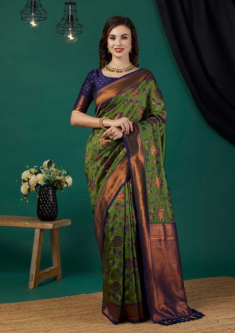 Green Zari Woven Banarasi Silk Saree Set - Indya