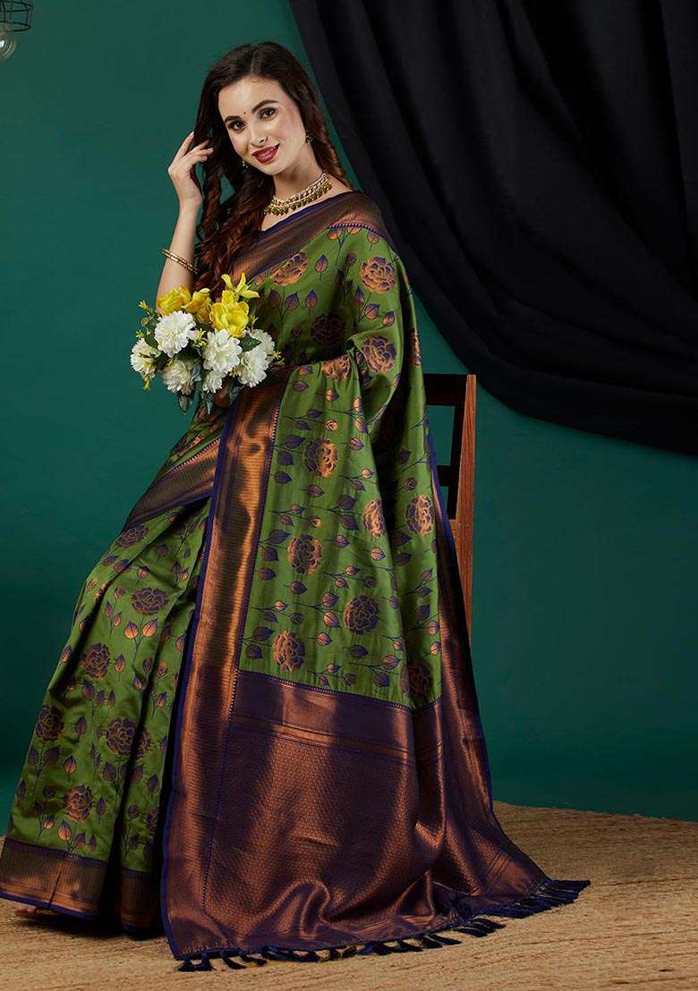 Green Zari Woven Banarasi Silk Saree Set - Indya