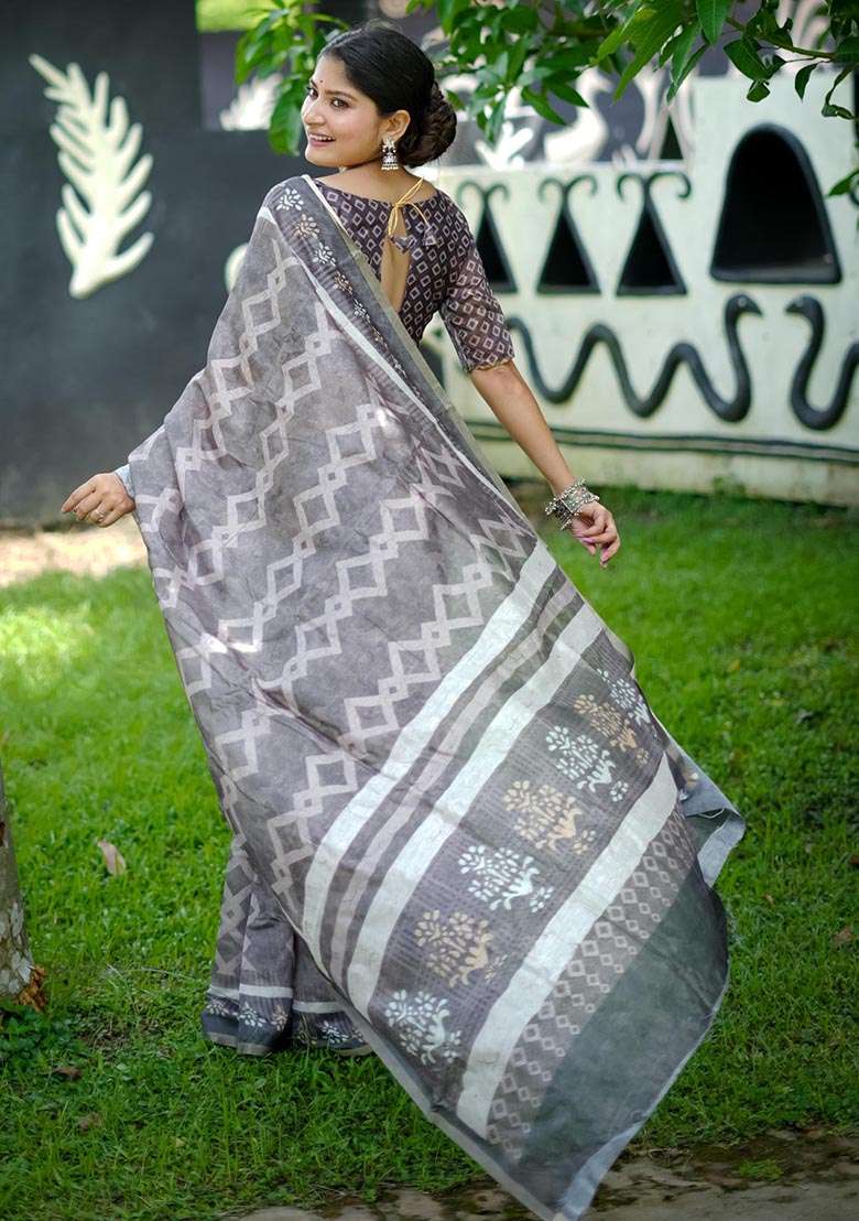 Grey Digital Print Cotton Saree Set - Indya