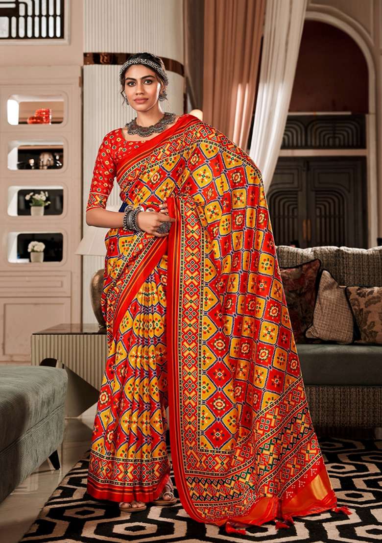 Red Printed Tussar Silk Saree Set - Indya
