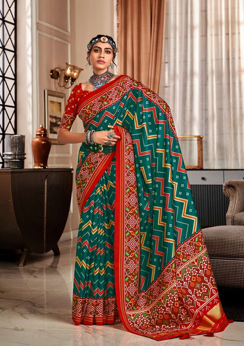 Green Printed Tussar Silk Saree Set - Indya